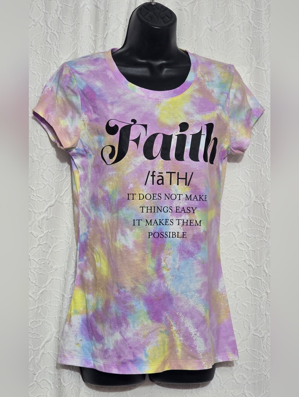 Wound Up Faith Tie Dye Tee Size Large (11-13)
